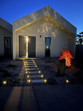 Daylesford Scandinavian Chalet